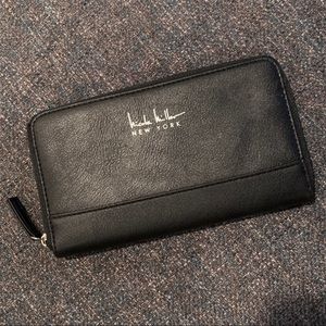 NWOT Nicole Miller Black Zip Around Wallet